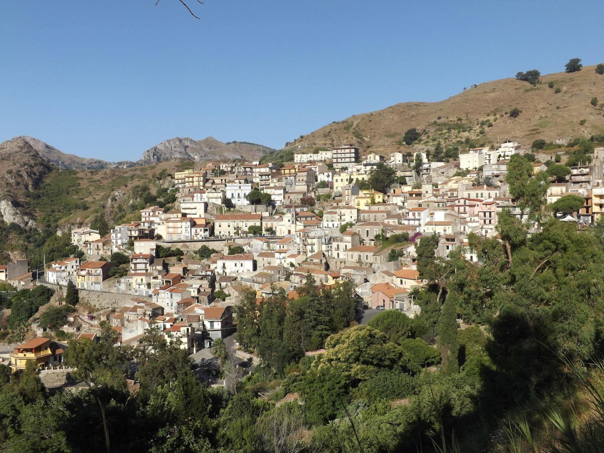 Albergo Diffuso Borgo Gallodoro Buitenkant foto